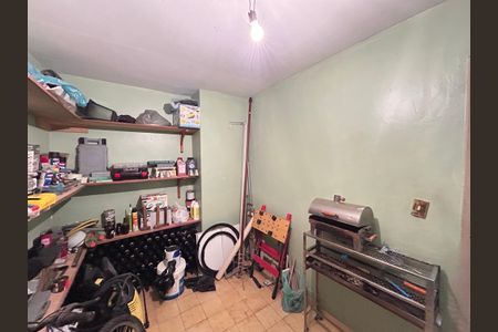 Casa à venda com 347m², 7 quartos e 5 vagasQuarto 3 casa 2