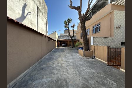 Casa à venda com 347m², 7 quartos e 5 vagasQuintal/garagem