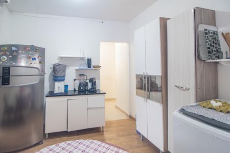 Casa à venda com 300m², 4 quartos e 2 vagas Casa à venda com 300m², 4 quartos e 2 vagasCozinha