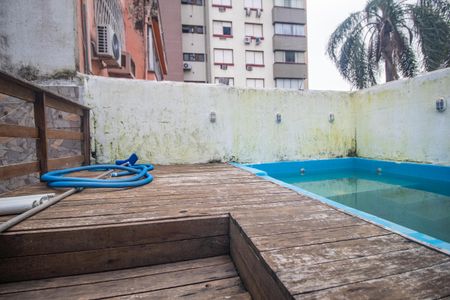 Casa à venda com 300m², 4 quartos e 2 vagas Casa à venda com 300m², 4 quartos e 2 vagasÁrea comum