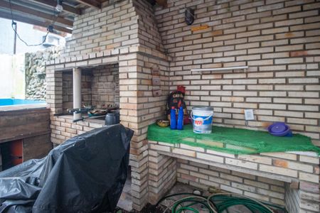 Casa à venda com 300m², 4 quartos e 2 vagas Casa à venda com 300m², 4 quartos e 2 vagasÁrea comum