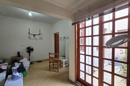 Casa à venda com 177m², 3 quartos e 2 vagasQuarto de Serviço