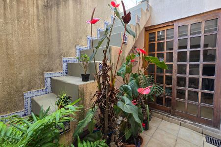 Casa à venda com 177m², 3 quartos e 2 vagasQuintal