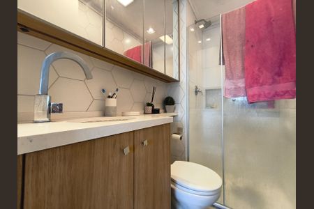 Apartamento à venda com 42m², 2 quartos e 1 vaga Apartamento à venda com 42m², 2 quartos e 1 vagaBanheiro