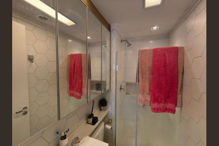 Apartamento à venda com 42m², 2 quartos e 1 vaga Apartamento à venda com 42m², 2 quartos e 1 vagaBanheiro