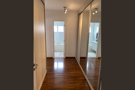 Apartamento à venda com 214m², 3 quartos e 3 vagas