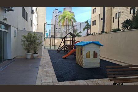 Apartamento à venda com 210m², 3 quartos e 2 vagas