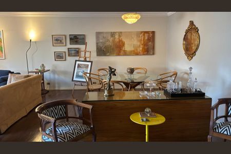 Apartamento à venda com 210m², 3 quartos e 2 vagas