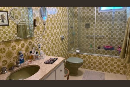 Apartamento à venda com 210m², 3 quartos e 2 vagas