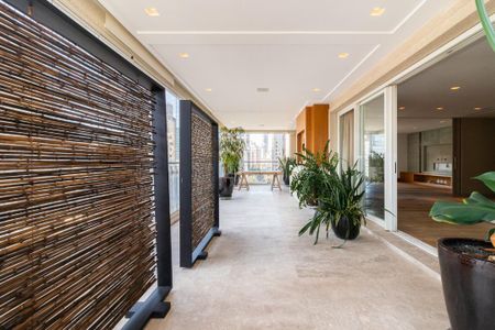 Apartamento à venda com 390m², 2 quartos e 6 vagas