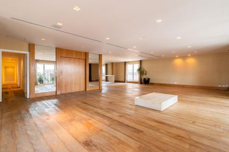 Apartamento à venda com 390m², 2 quartos e 6 vagas