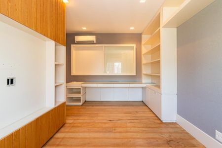 Apartamento à venda com 390m², 2 quartos e 6 vagas