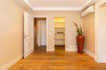 Apartamento à venda com 390m², 2 quartos e 6 vagas