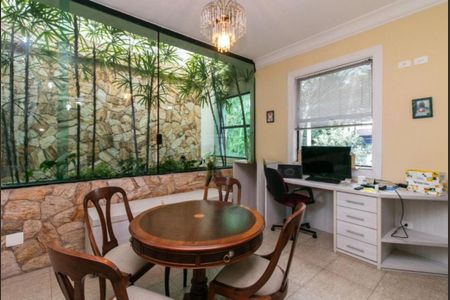 Casa à venda com 1022m², 4 quartos e 8 vagas