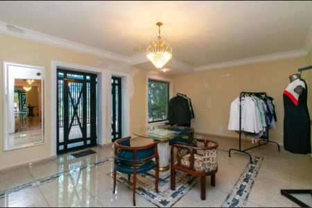 Casa à venda com 1022m², 4 quartos e 8 vagas