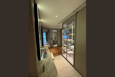 Apartamento à venda com 355m², 4 quartos e 4 vagas