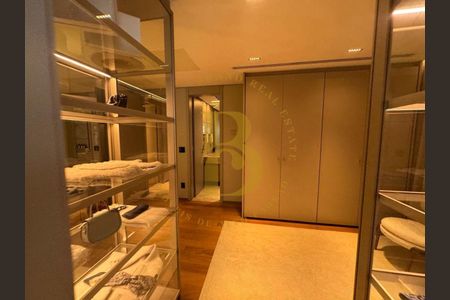 Apartamento à venda com 355m², 4 quartos e 4 vagas