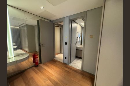Apartamento à venda com 355m², 4 quartos e 4 vagas