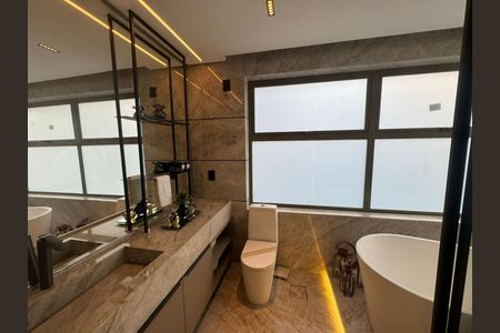 Apartamento à venda com 355m², 4 quartos e 4 vagas