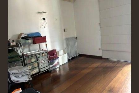 Apartamento à venda com 251m², 4 quartos e 3 vagas