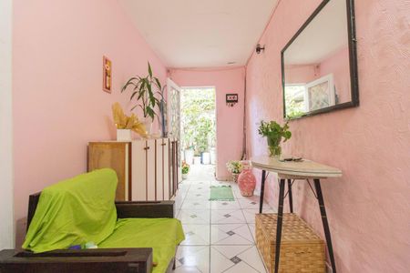 Casa à venda com 90m², 2 quartos e 1 vaga Casa à venda com 90m², 2 quartos e 1 vagaEntrada