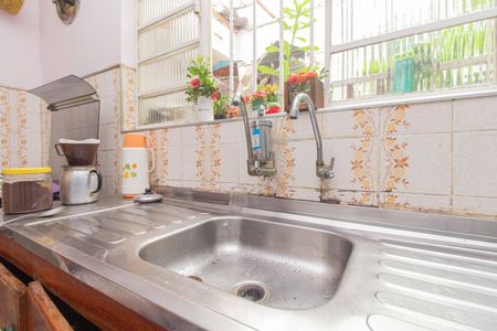 Casa à venda com 90m², 2 quartos e 1 vaga Casa à venda com 90m², 2 quartos e 1 vagaCozinha