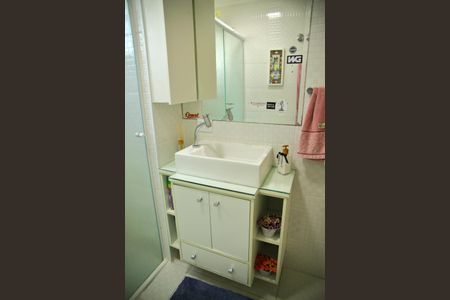 Apartamento à venda com 65m², 2 quartos e 1 vagaBanheiro