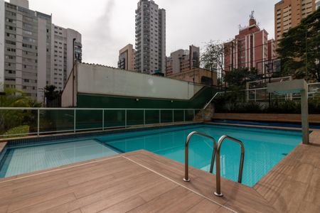 Apartamento à venda com 83m², 3 quartos e 1 vaga Apartamento à venda com 83m², 3 quartos e 1 vagaÁrea comum - Piscina