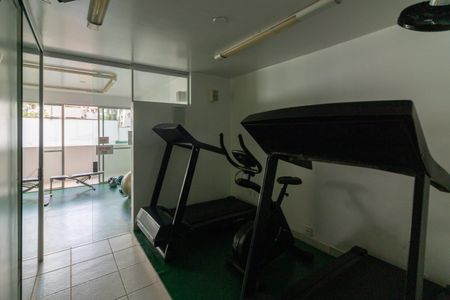 Apartamento à venda com 83m², 3 quartos e 1 vaga Apartamento à venda com 83m², 3 quartos e 1 vagaÁrea comum - Academia