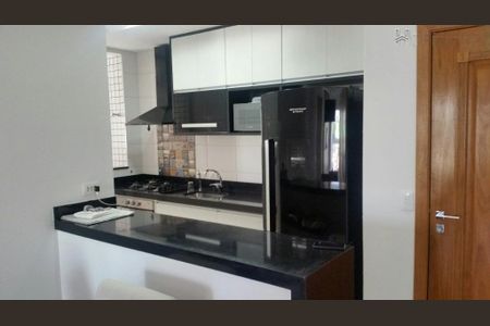 Apartamento à venda com 70m², 2 quartos e 1 vaga