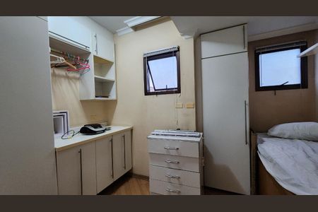 Apartamento à venda com 228m², 4 quartos e 4 vagas