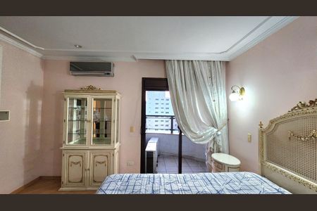 Apartamento à venda com 228m², 4 quartos e 4 vagas