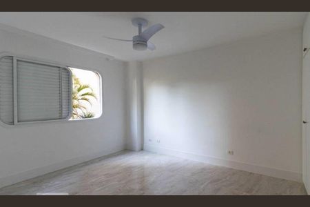 Apartamento à venda com 3 quartos, 210m² em Indianópolis, São Paulo