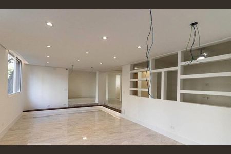 Apartamento à venda com 3 quartos, 210m² em Indianópolis, São Paulo
