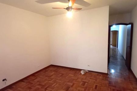 Casa à venda com 149m², 3 quartos e 2 vagas