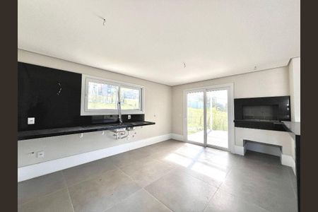 Casa à venda com 4 quartos, 375m² em Vila Nova, Porto Alegre