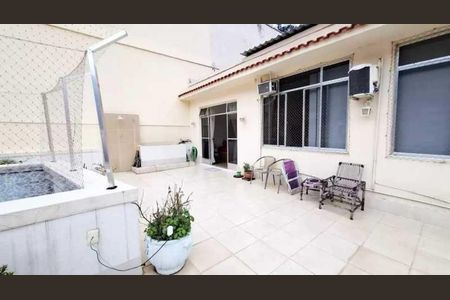 Apartamento à venda com 148m², 2 quartos e 1 vaga