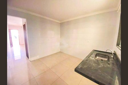 Casa à venda com 2 quartos, 95m² em Itaquera, São Paulo