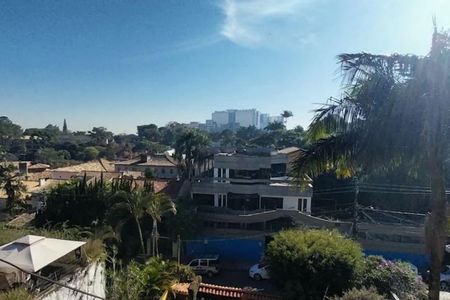 Casa à venda com 313m², 3 quartos e 4 vagas