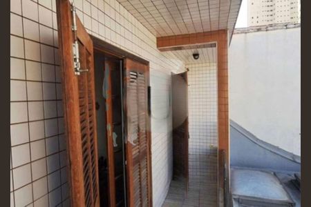 Casa à venda com 226m², 4 quartos e 5 vagas