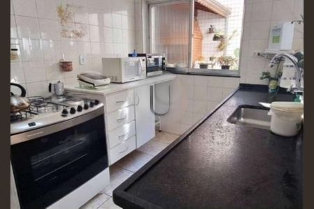 Casa à venda com 226m², 4 quartos e 5 vagas