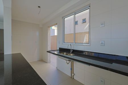 Apartamento à venda com 93m², 2 quartos e 2 vagasCozinha