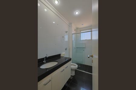 Apartamento à venda com 130m², 3 quartos e 2 vagasBanheiro da Suíte