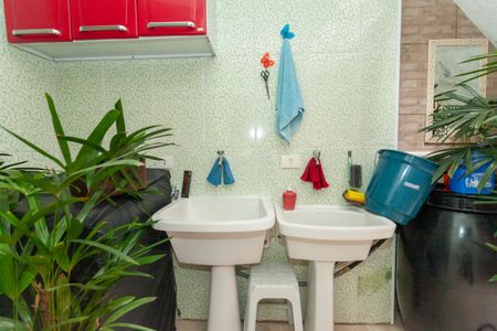 Casa à venda com 85m², 2 quartos e 2 vagasÁrea de Serviço