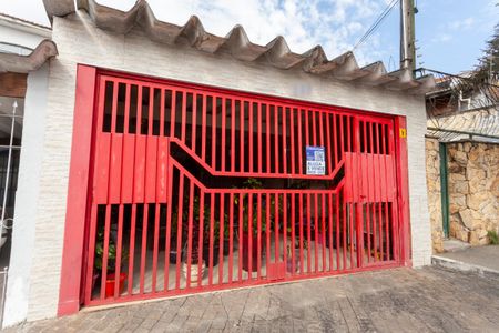 Casa à venda com 85m², 2 quartos e 2 vagasFachada