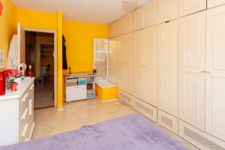 Casa à venda com 85m², 2 quartos e 2 vagasQuarto 1