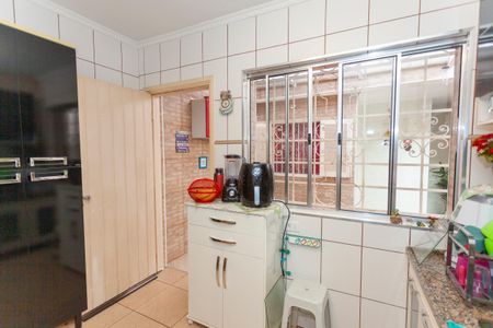 Casa à venda com 85m², 2 quartos e 2 vagasCozinha