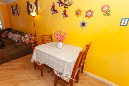 Casa à venda com 85m², 2 quartos e 2 vagasCopa