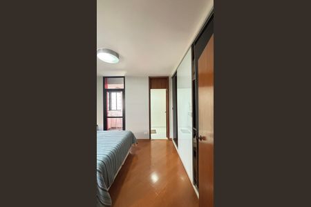 Apartamento à venda com 97m², 1 quarto e 1 vaga Apartamento à venda com 97m², 1 quarto e 1 vagaSuite