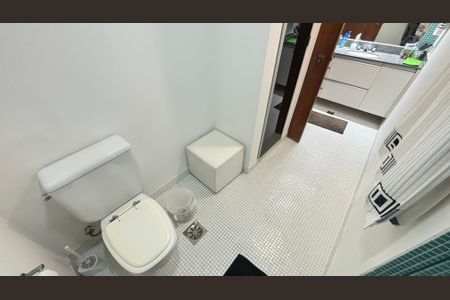 Apartamento à venda com 97m², 1 quarto e 1 vaga Apartamento à venda com 97m², 1 quarto e 1 vagaBanheiro da Suíte